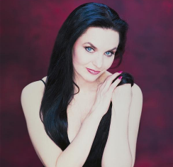 Crystal Gayle